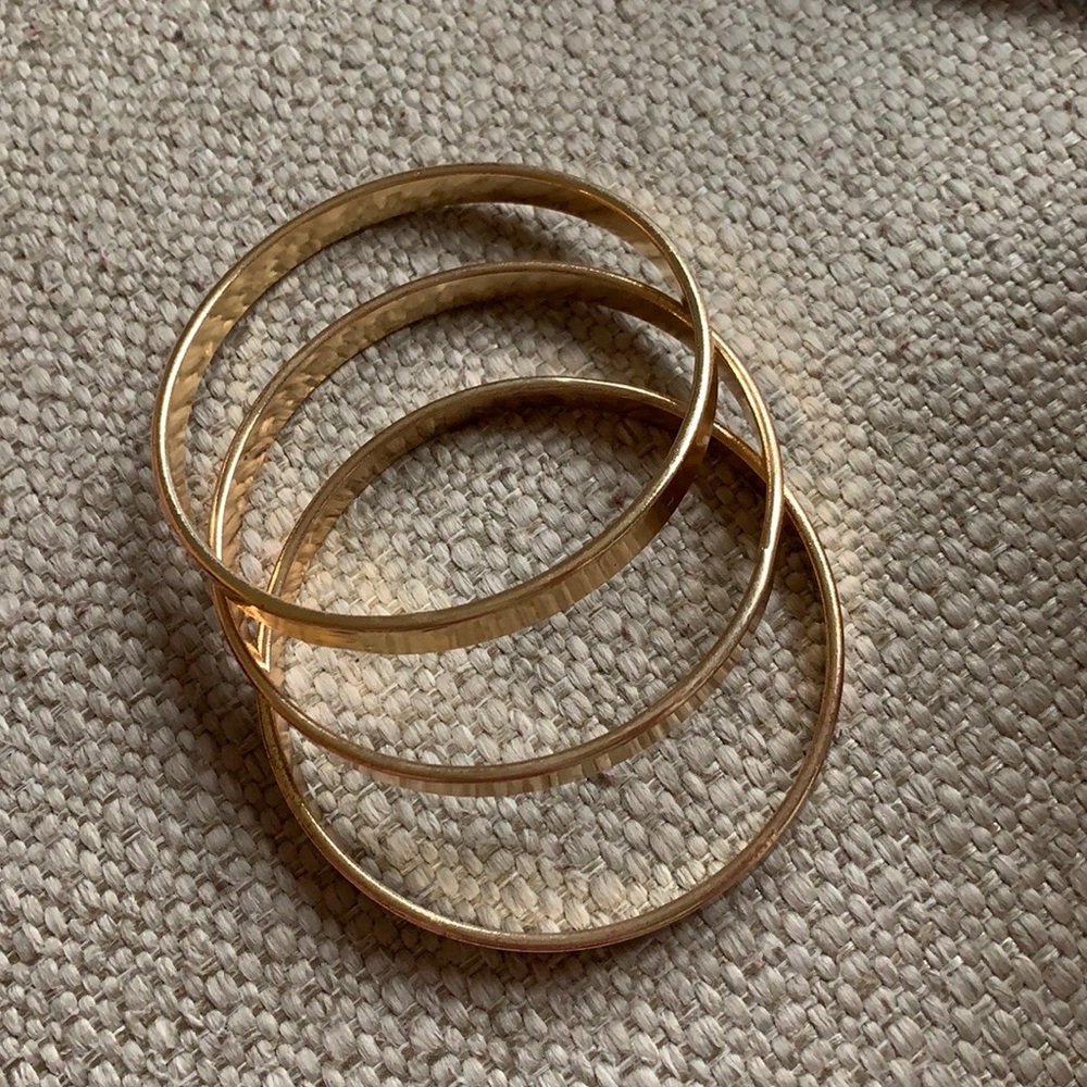 Gold bangles set of 3 ✨